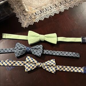 Saddlebred boys Green, Blue, and Yellow Bow Tie Set lot of 3